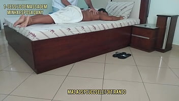 Preview 1 of Gulf Sexvideo - DEI DE PRESENTE UMA MASSAGEM A MINHA ESPOSA (1&bull_SESS&Atilde_O)