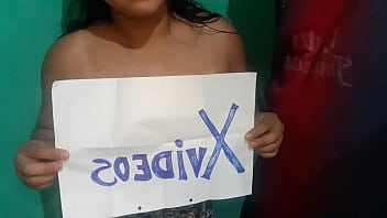 Preview 3 of Hug Tits Girl - V&iacute_deo de verificaci&oacute_n