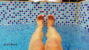 Preview 1 of Jonni Darkko Deepthroat - Feet in the pool with water
