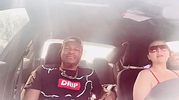 Preview 3 of Helping Money - Big booty Vape sesh w babe bigbootilatte &amp_ YoungStarBrazy