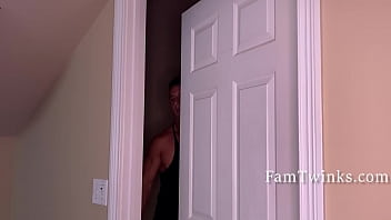 Preview 1 of Tamil India Engine Sex Video - What An Awkward But Sweet Thing To Do With Fam