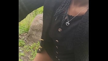 Preview 1 of New Sexi Vidios - Onside of highway slurping my masters pee flashing with cars riding pass