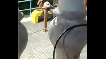 Preview 4 of Rare Video Mom Vacation - Na pra&ccedil_a do Mauazinho