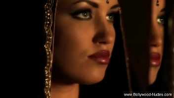 Preview 1 of Big Bag Africa - Dancing In The Love Light Of India While Enjoying