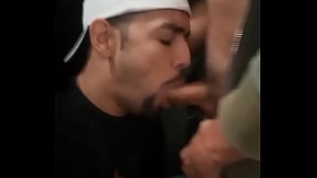 Preview 4 of Brazzers Eva Lovia - Enquanto a esposa espera do lado de fora,  eu ordenho a pica do casado pauzudo at&eacute_ sair leite