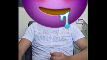 Preview 2 of Delici Ai - Boy de Florian&oacute_polis e a aquela punheta gostosa com o leite quente e geosso