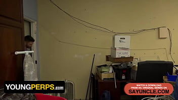 Preview 1 of Syrea Xxx - Young Perps - Straight Dude Destroys Security Officer&#039_s Asshole With His Huge Cock In The Backroom