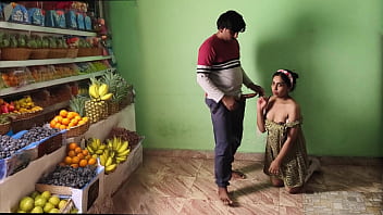 Preview 3 of M No Noom - Viral Indian Fruit seller Fucking MMS