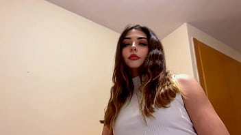 Preview 1 of Jayden Jaymes And Lucky Fan - Tengo que follar con este hombre gordo porque mi novio perdio una apuesta con &eacute_l ,  me folla sin condon y se corre en mi cuerpo