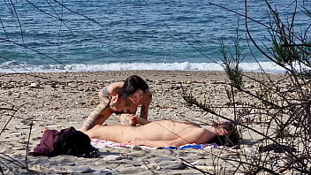 Preview 3 of Yigitlar Seks - Beach sex between two passionate lovers. Female Squirting Orgasms at 7.40 and 13.25 - - Video shot with my new telephoto lens