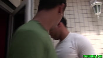Preview 1 of Indonesia Va Cina - Conheceu o macho na rua,  levou pra casa e fudeu gostoso