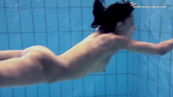 Preview 3 of Sax Com89 - Sexy Zlata babe get horny in the pool
