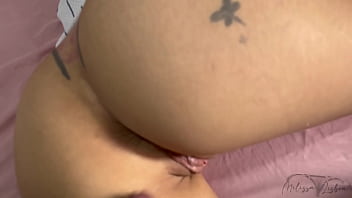 Preview 1 of Mom Pegging Boy - Fui acordada a base de rola e ganhei muito leitinho do meu enteado safado