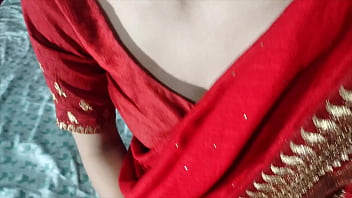 Preview 1 of Robby Echo Fingers Himself - Garam Mami Ki Chahat Hui Poori