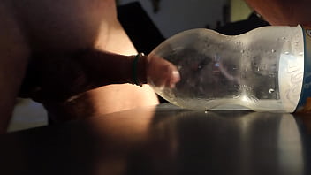 Preview 2 of Chield Sex Hd - Branle dans une bouteille