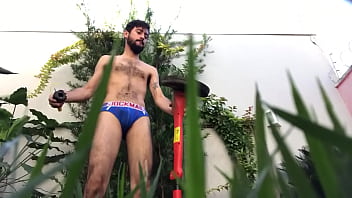 Preview 1 of Bella Rosee - JARDINEIRO SAFADO