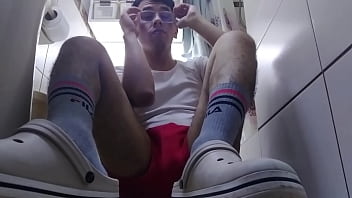 Preview 1 of Small Pussy Girls Sex - Relaxing my tired feet after work