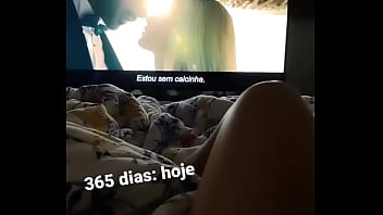Preview 4 of New Sunny Liony - Filminho de hoje! Algu&eacute_m pra assistir comigo ?