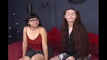 Preview 1 of Mwanamke Akimwaga Shahawa - Lesbian babysitters
