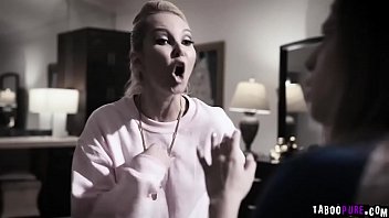 Preview 3 of Sex Frere Sa Sere Porno Dorme - MAMANDO O PAUZUDO DO D4