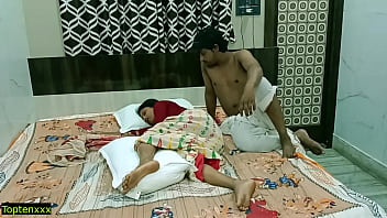 Preview 1 of Hd Xxx Porn Video Download - Indian step father fucked his wife! Plz Babu ji don&#039_t cum inside