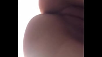 Preview 2 of Frida Sofia - Caliente ense&ntilde_a el co&ntilde_o depilado su falda