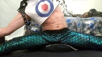 Preview 2 of Arbi Mujra - Leggings yoga from hot man