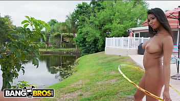 Preview 2 of Jumping Female 3gp - BANGBROS - Curvy Black Powerhouse Nia Nacci Seduces Gardener Peter Green