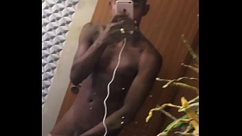 Preview 2 of Saxvidco - Novinho mostrando a rola