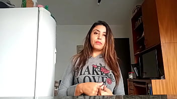 Preview 4 of Raven Bay Strapon Christian - Vlog Sarah Rosa  Atriz ║ M&aacute_scaras que Caem