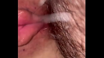 Preview 4 of Adik Hisap Memek Kakak - Me mojo bien rico mientras me dan por el culo