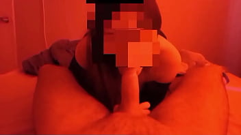 Preview 2 of Foking Movi - Sexy y peque&ntilde_a madrastra caliente entra al cuarto de su hijastro y se lo folla por primera vez
