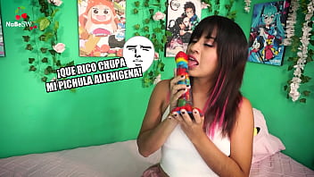 Preview 1 of Fast Night Xxx Bf - &iexcl_COGIDA POR UN ALIEN! Probando mi nuevo dildo alienigena