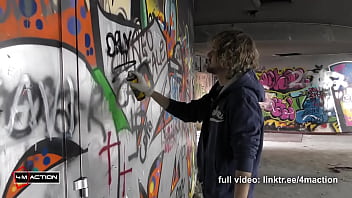 Preview 1 of Live Da Lesbo - MURALS in FLAGRANT