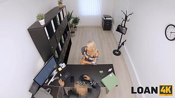Preview 2 of Babysisttar Public Toilet - LOAN4K. Choosers Can Be Beggars
