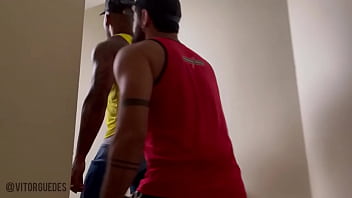 Preview 2 of Tia Bejean With Oldman - Fudendo com o dotado da academia bareback em S&atilde_o Paulo