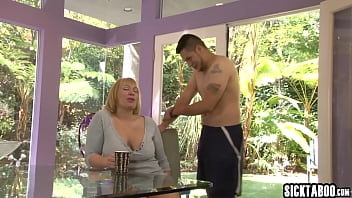 Preview 2 of Baile Kizomba - Horny and busty blonde MILF Mellanie Monroe got fucked so hard by a dirty big cock guy