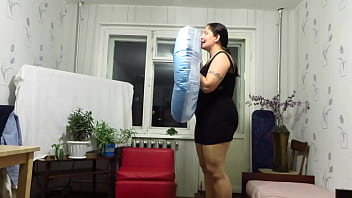 Preview 3 of Hizmetci Nicola Aniston - milf looner blow. Inflating the beach circle fetish