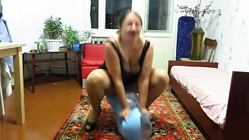 Preview 4 of Hizmetci Nicola Aniston - milf looner blow. Inflating the beach circle fetish