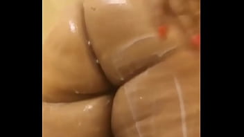 Preview 1 of Granny Effy - Thick Ebony Granny Booty