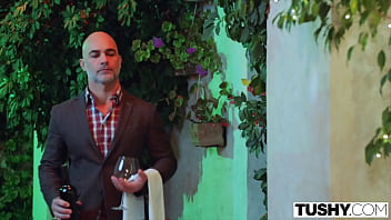 Preview 2 of Xxxanimels - TUSHY Purple Bitch has intense anal sex with hotel manager