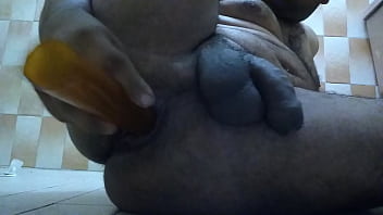 Preview 3 of Sunny Leone F Danial - Juguete de burbujas anal