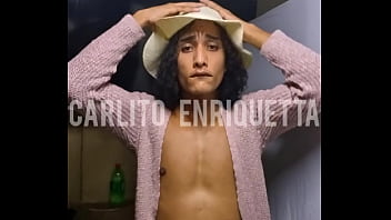 Preview 4 of Lesbian With Friend - NOVINHO DAN&Ccedil_ANDO NU NO QUARTO