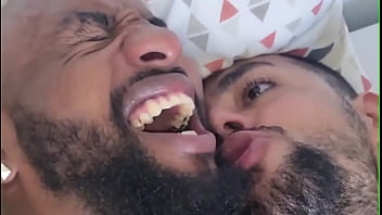 Preview 1 of Ebony Anne - @DylanBarrows4  veio nos visitar levou Pauladas no cuzinho,  ganhou beijinhos do  @socyalsemcamisa  enquando eu socava. Puto aguentou at&eacute_ DP. Teve de tudo.