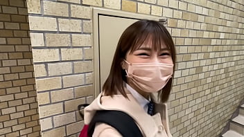 Preview 1 of English Hq Xxx - 合格祝いに教え子JKと禁断の卒業前SEX。密室で二人っきりになることが初めてだったのもあり、お互いにそういう雰囲気になったので、うかつにも手を出してしまいました。