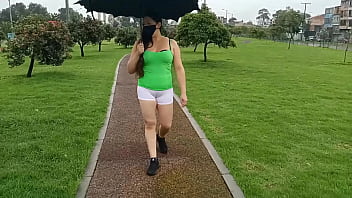 Preview 2 of Indian Sex Old Age - Hotwife Puta Latina Colombiana Con Cameltoe Gigante Haciendo Ejercicio En Short Sin Ropa Interior En El Parque Bhabhi Hotwife Colombian Latina Slut With Giant Cameltoe Exercising In Shorts Without Underwear In The Park PARTE 2 FULL ON XRED