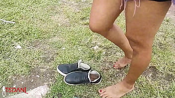 Preview 3 of Hot Sex Culckold - Daniela Santos e sua amiga Sabrina Prezotte prezottes house em um fetiche de p&eacute_s. - Tsdanisantos