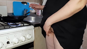 Preview 1 of Alsscan Girls Casting 2014 - Hidden camera filming my housewife cooking and masturbating - Girls fly orgasm