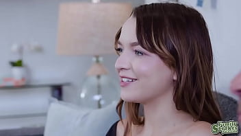 Preview 2 of Xxxxcx Vide - Filthy Rich gives in from Honey Hayes&#039_ charms and temptation