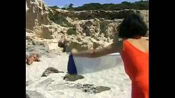 Preview 1 of Callas Room Xxx Sexse Pron Video - Follada en la playa